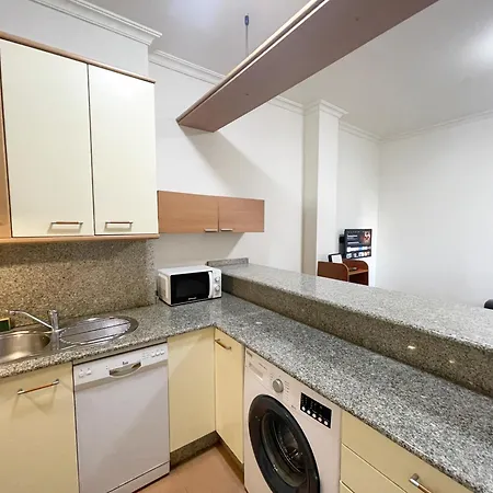 Estudio En Velazquez Moreno 40 1ºb Апартаменты Виго