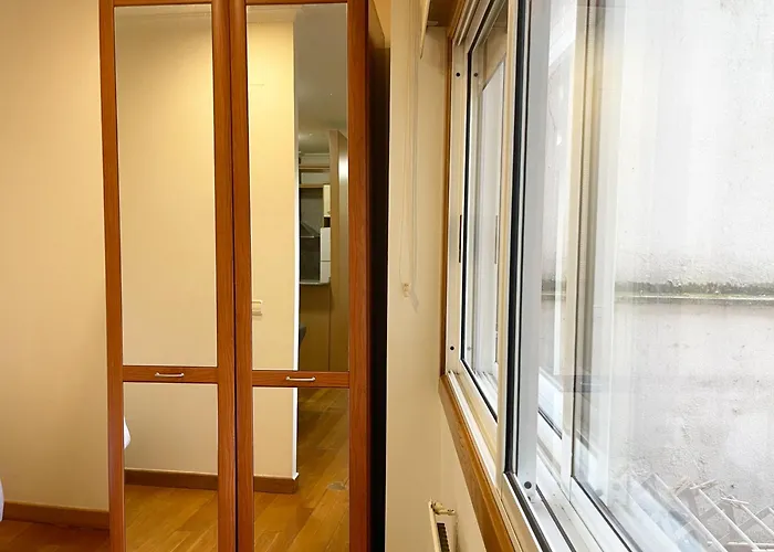 Daire Estudio En Velazquez Moreno 40 1ºb