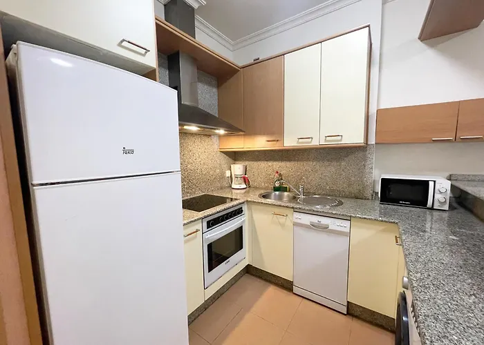 Daire Estudio En Velazquez Moreno 40 1ºb